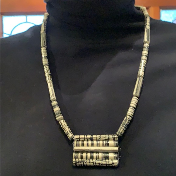 Handmade Designer Paper Jewelry - Picture 4 of 6